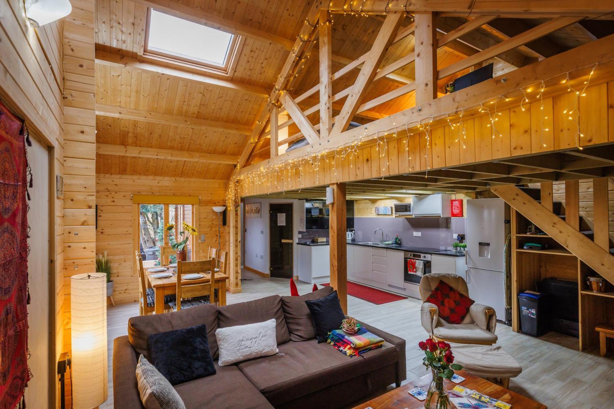 Spacious Cabin Evcharger And Free Parking Near Cambridge Bagian luar foto